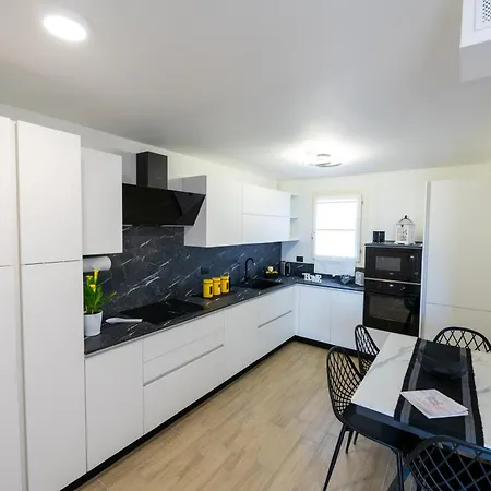 Casa Coruccia Apartment